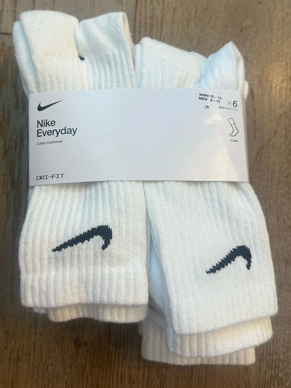 Nike Everyday Cushioned Crew Socks 6 Pack White Black Swoosh Men’s 8–12 NWT